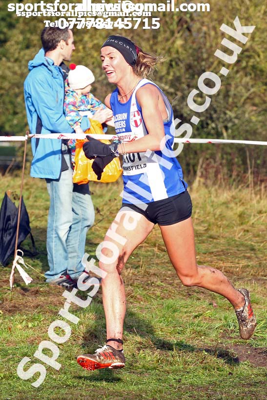 Senior women, National Cross Country Relay Champs., Berry Hill Park, Mansfield.  Photo: David T. Hewitson/Sports for All Pics